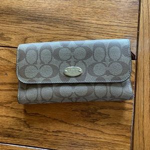 Late Coach wallet